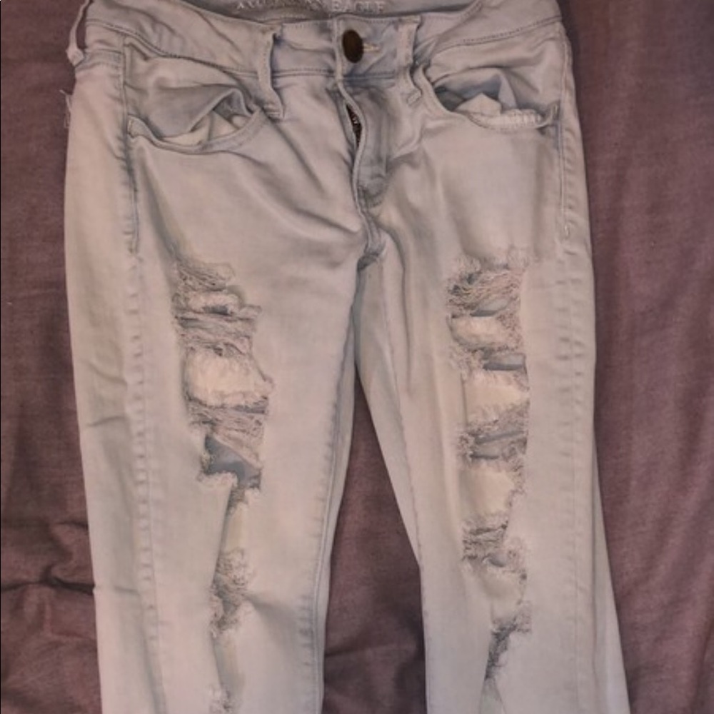 Ripped skinny jeans